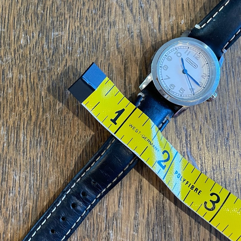 Vintage Coach Bleeker Ladies Watch Silver Stainless Leatherware Band Brown - Picture 2 of 11